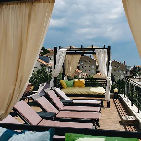 Apt. 2, Marghareta Apartment *