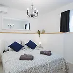 Apt. 2, Marghareta 公寓